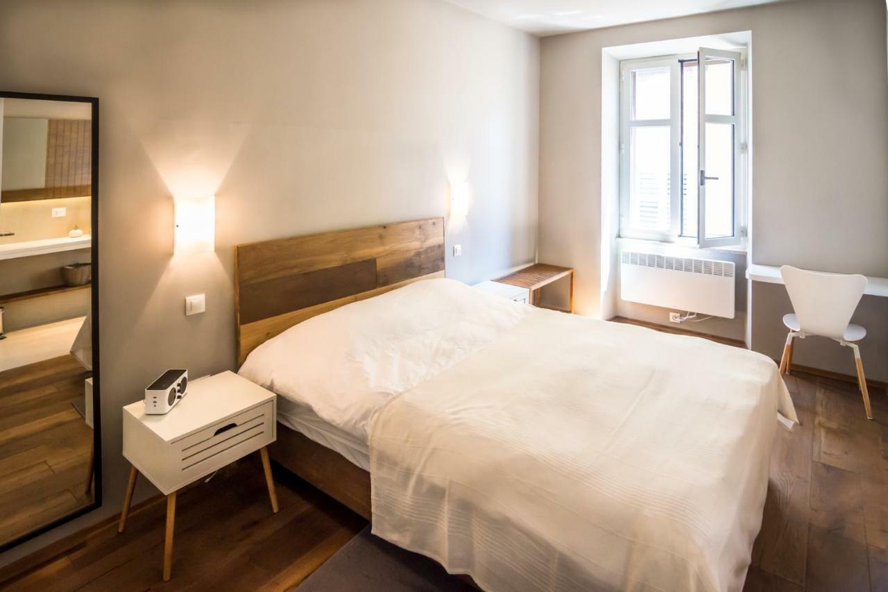 Apartment Festina Lente Ровин Екстериор снимка